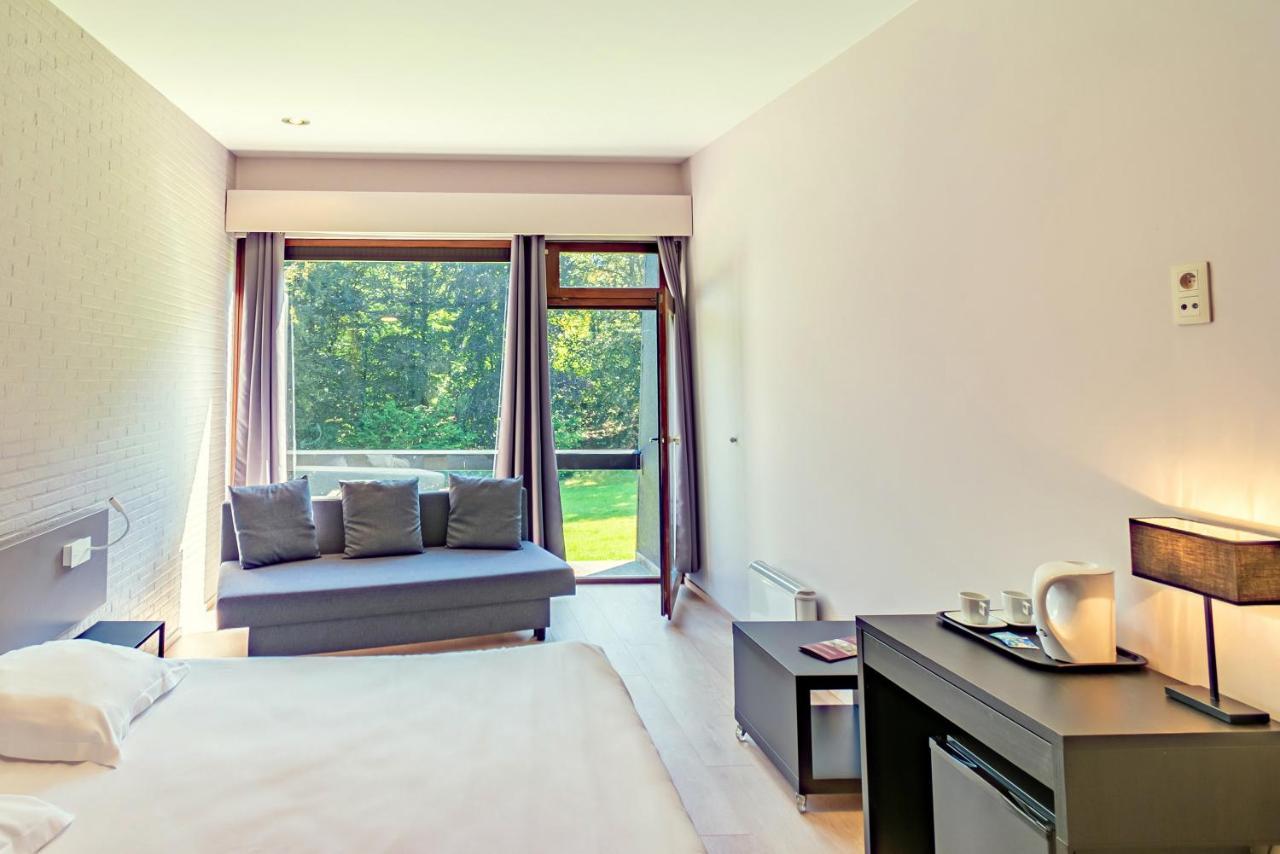 Les Rhodos Hotel Chevetogne